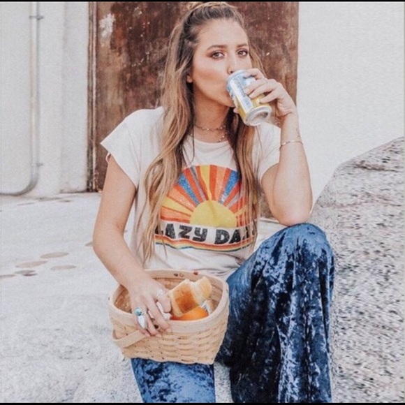 Lazy Daze Vintage Style T Shirt - Picture 2 of 5